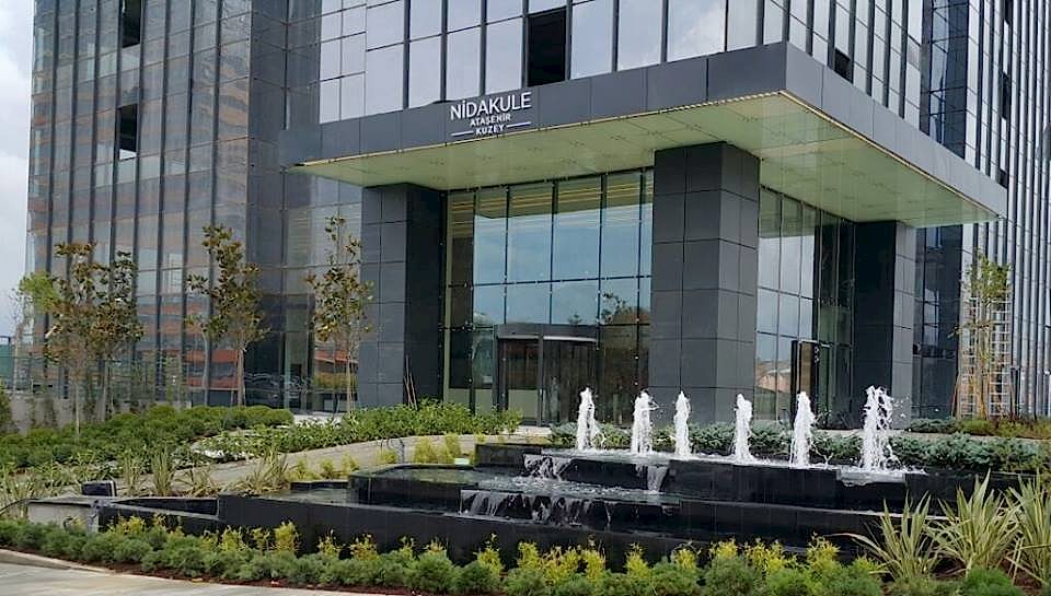 Nida Kule Ataşehir Süs Havuzu