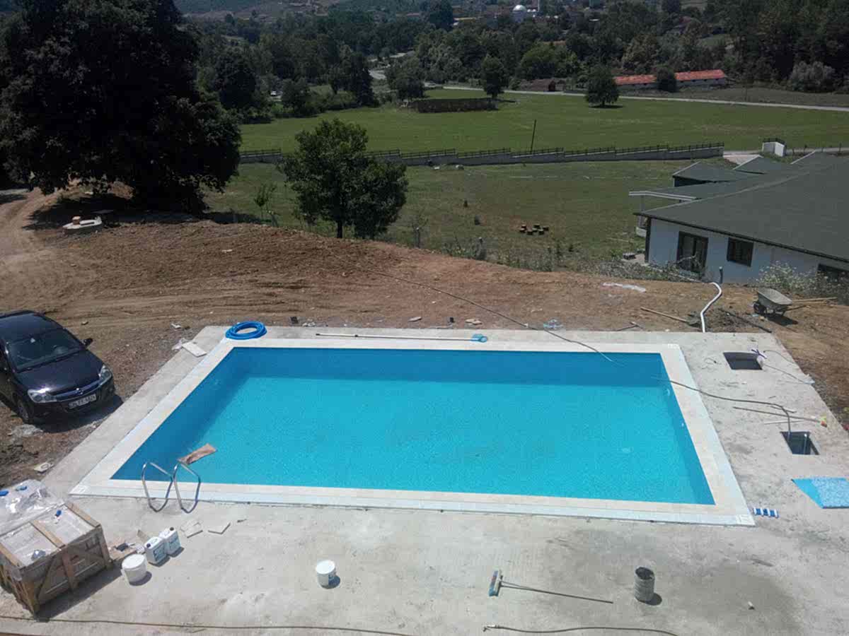 Şile Burak Bey Villa Havuzu