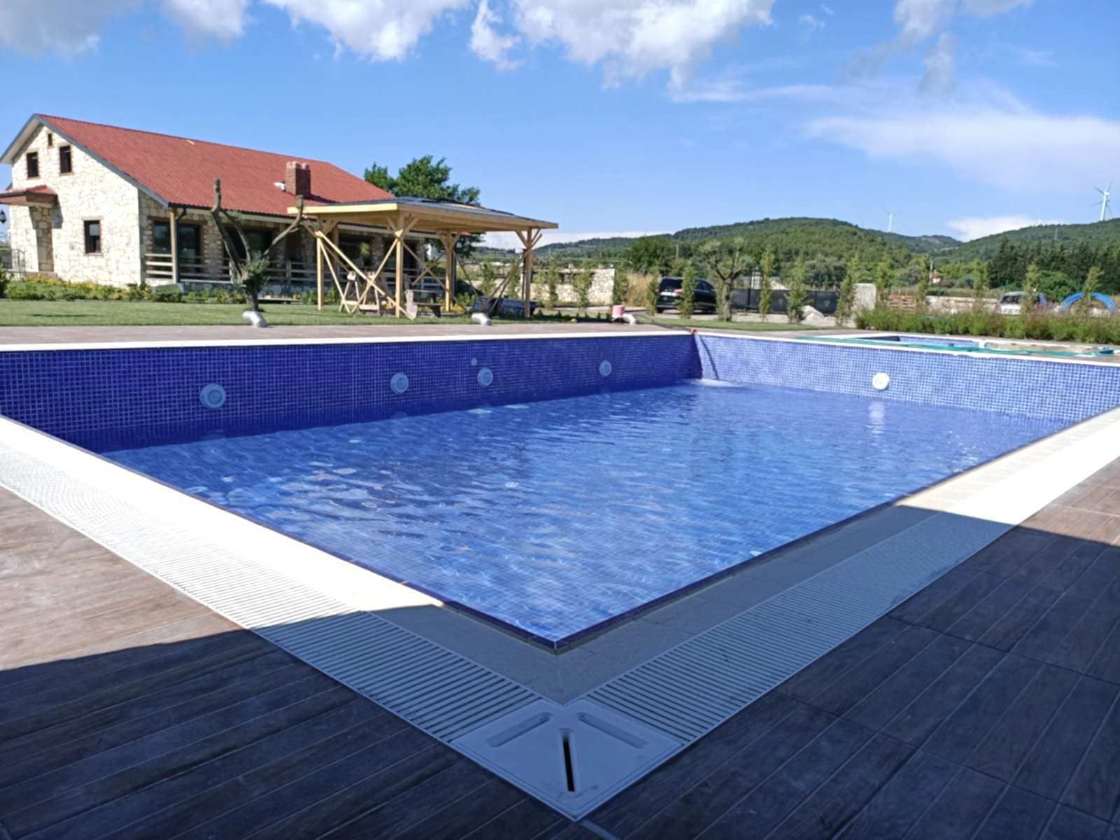 Urla İzmir Tevetoğlu İnşaat